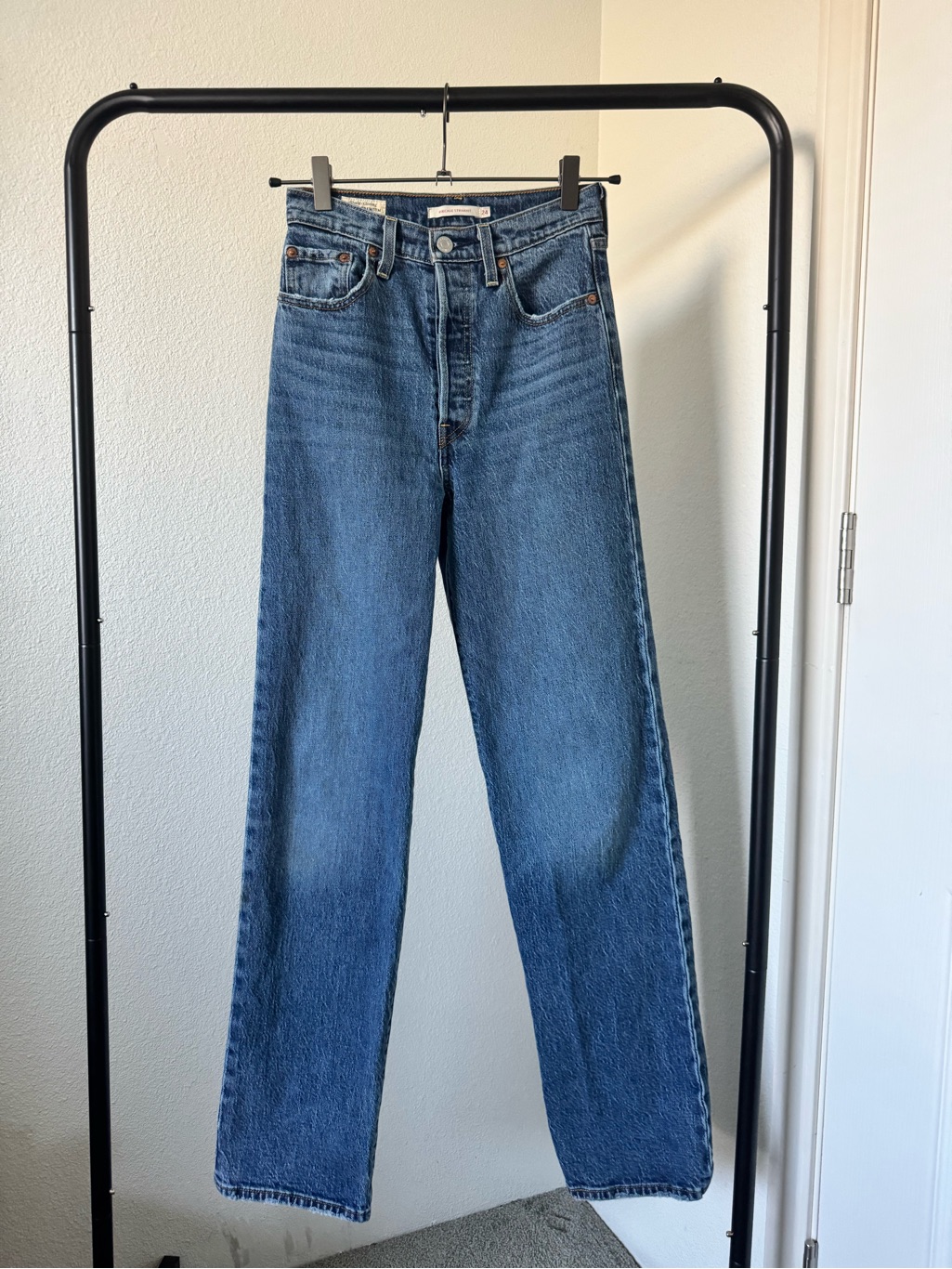 Levi’s Premium Ribcage Straight Ankle Jeans Size 24 High Rise Button Fly Blue